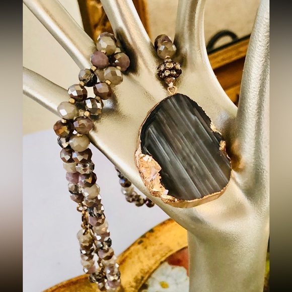 Vintage Designer Slice Pendant Crystal Bead Necklace - Picture 12 of 12